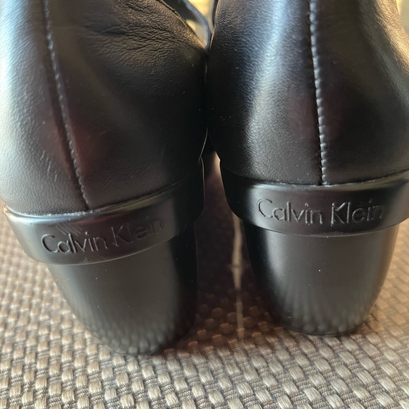 Calvin Klein shoes - Picture 2 of 10